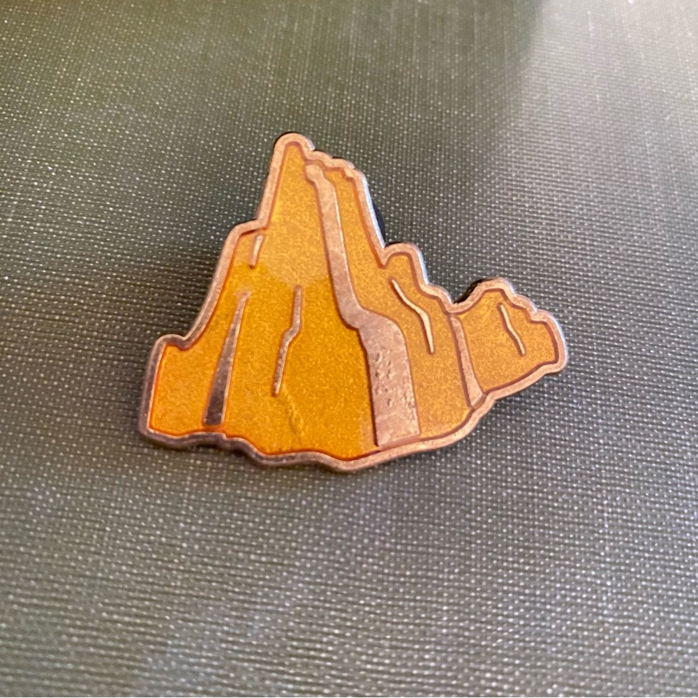 Disney Shanghai Resort Grand Opening Limited Release Trading Pin
